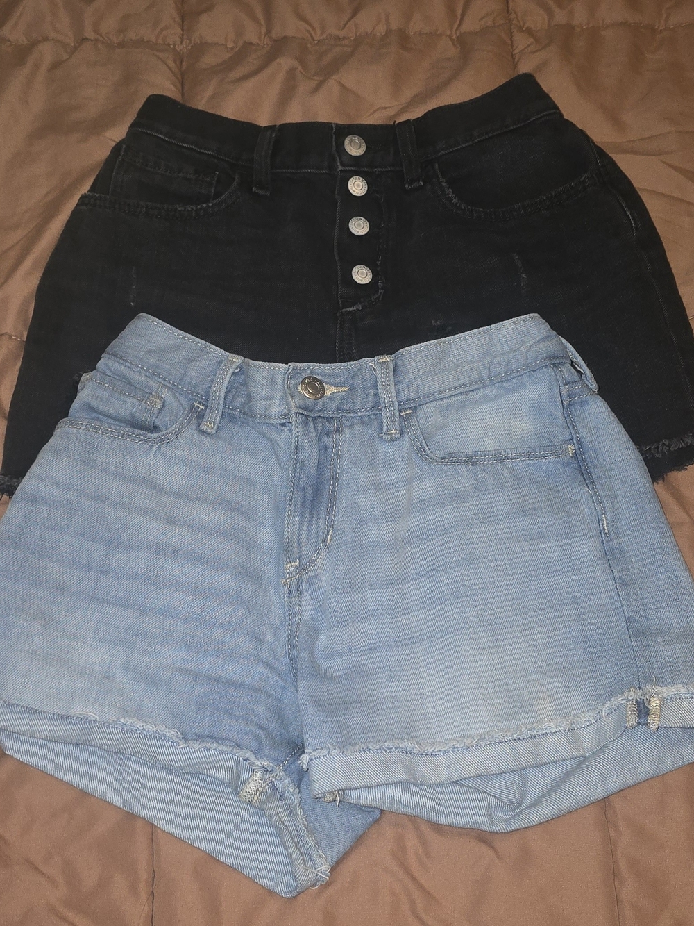 Old Navy Two-Pair Jean Shorts - Light Blue & Black Girls Size 16 Like New